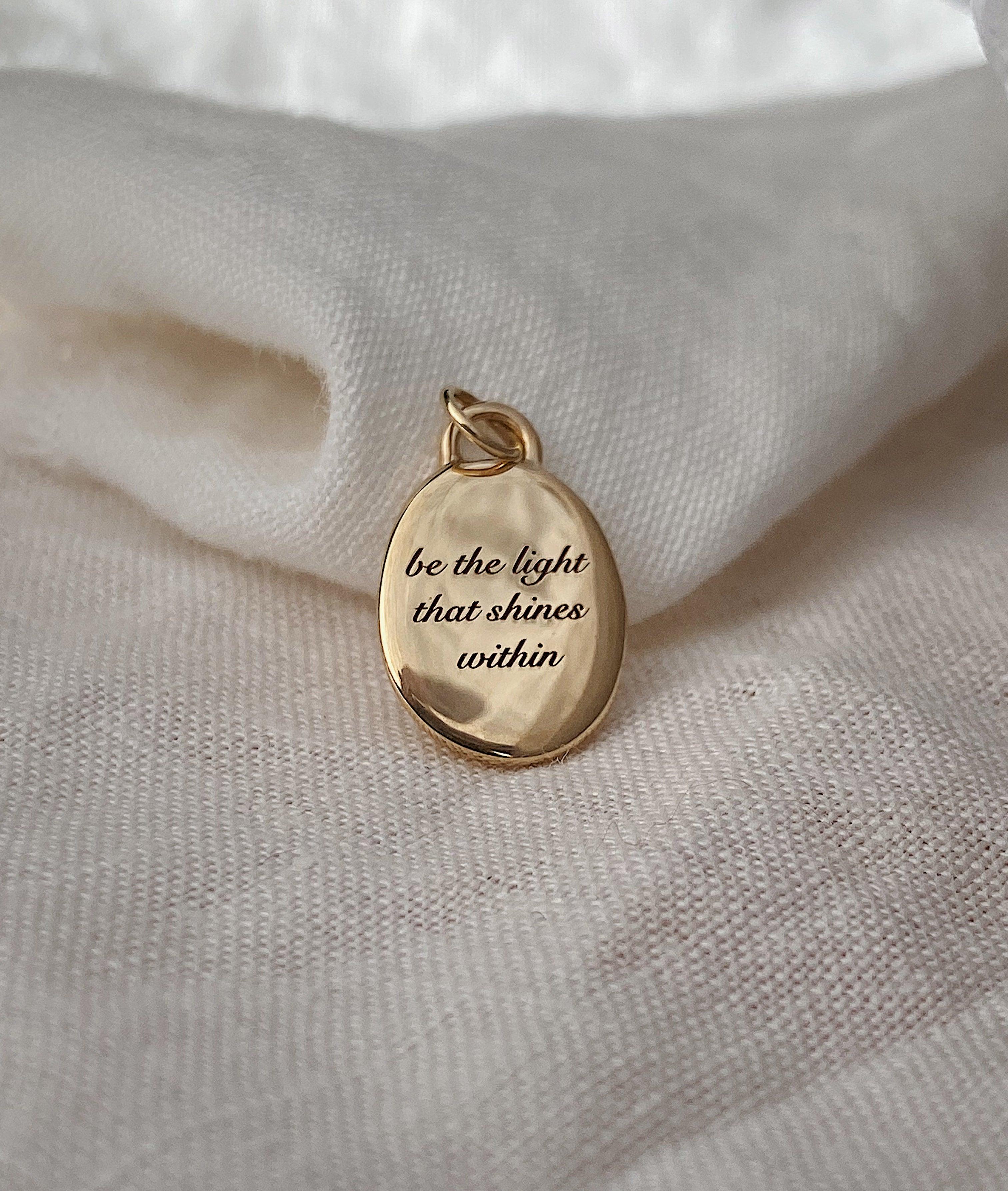 Plain Oval Pendant (without chain) - RUUSK