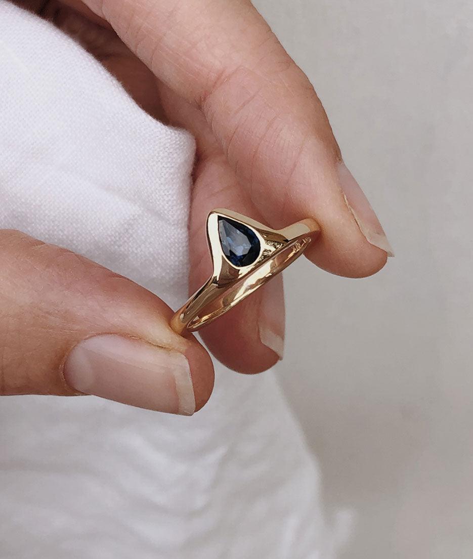 Sapphire Alma ring - RUUSK