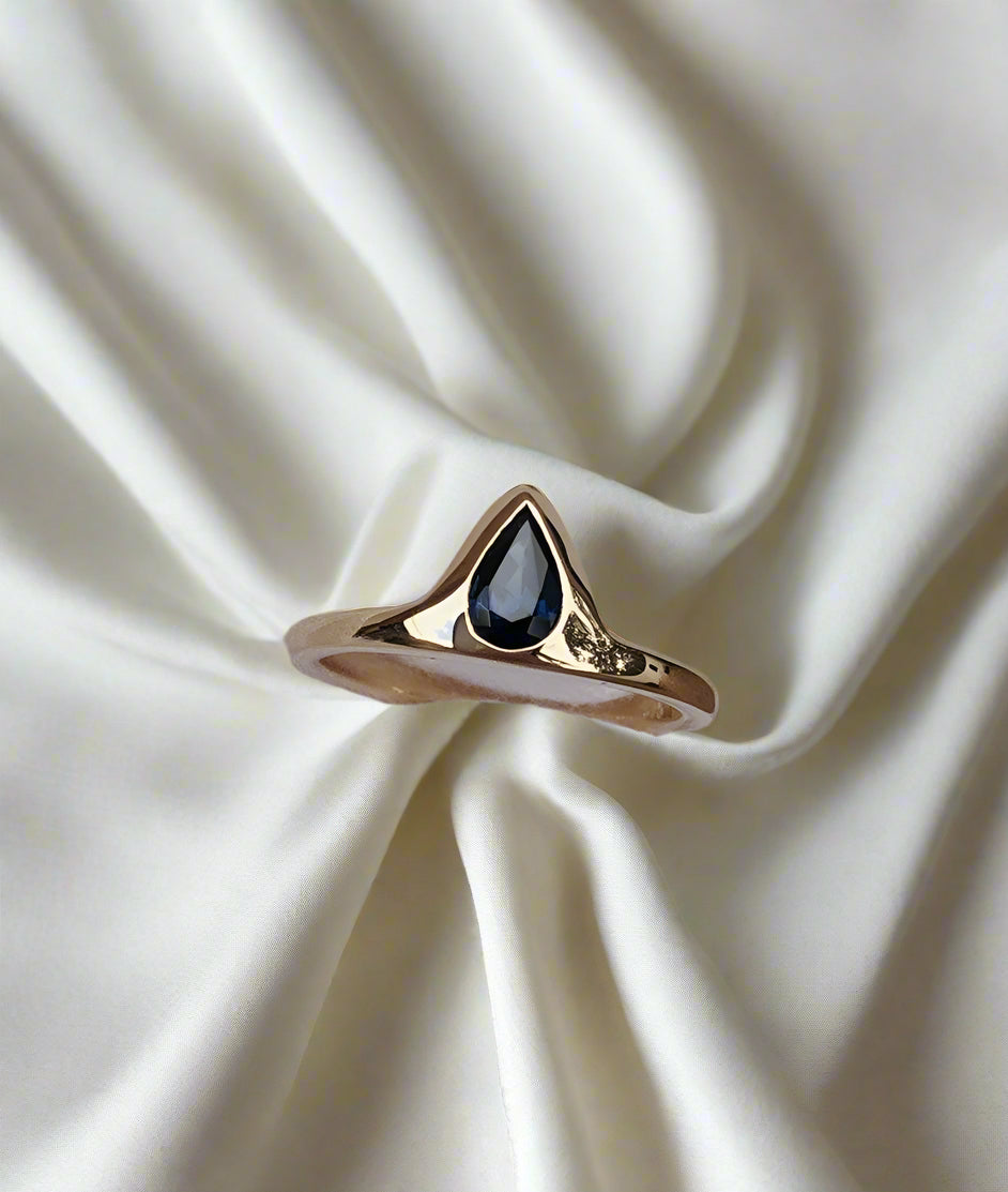 Sapphire Alma ring - RUUSK