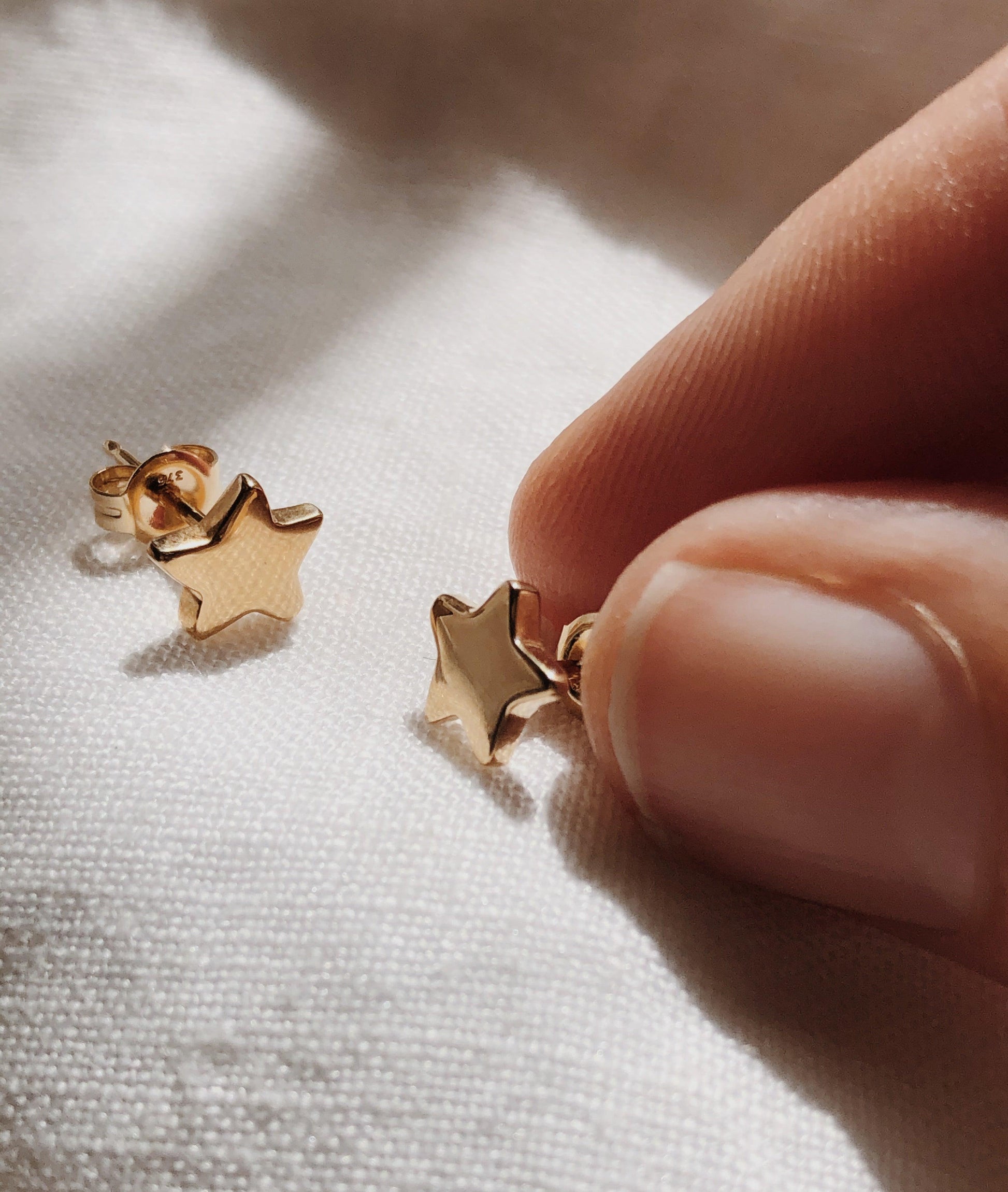 Yellow Gold Tiny Star Stud earrings - RUUSK