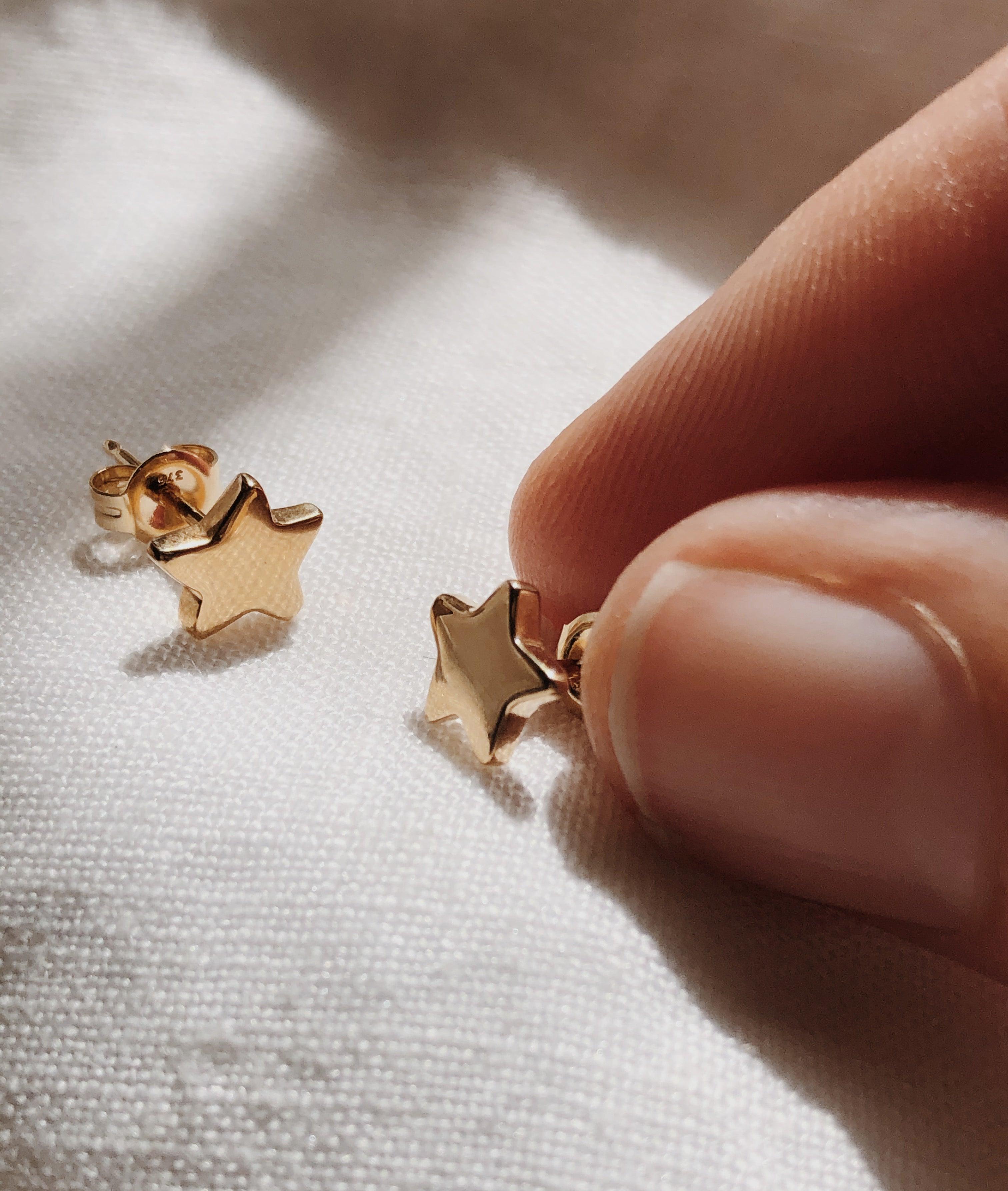 Yellow Gold Tiny Star Stud earrings - RUUSK
