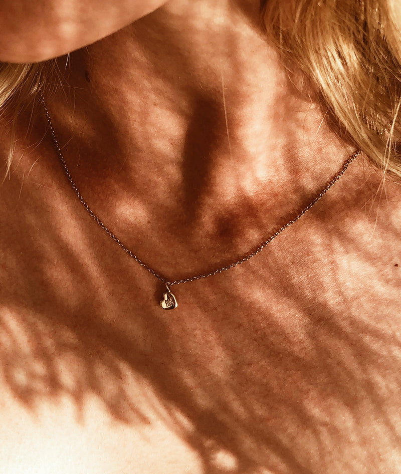 Yellow Gold Tiny Heart of Gold necklace - RUUSK