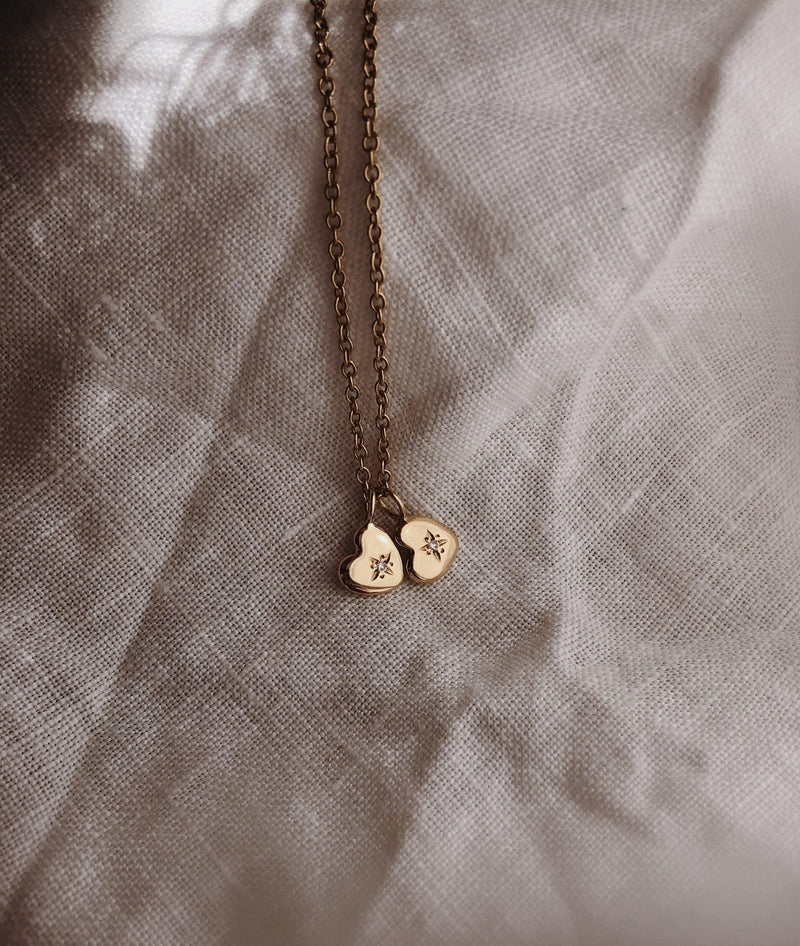 Yellow Gold Tiny Set of Hearts necklace - RUUSK