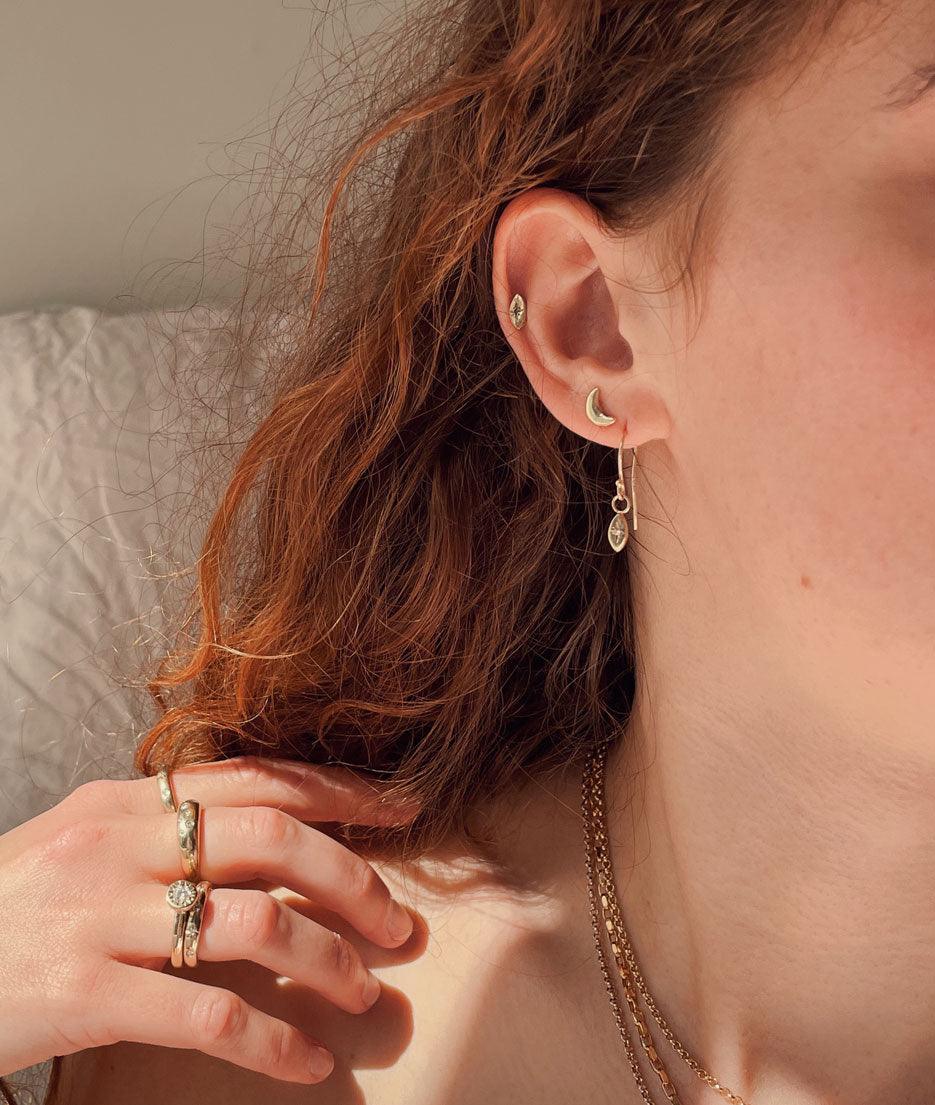 Tiny Moon Stud earrings - RUUSK