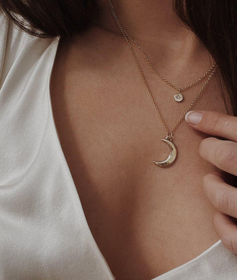 Yellow Gold Crescent Moon necklace - RUUSK