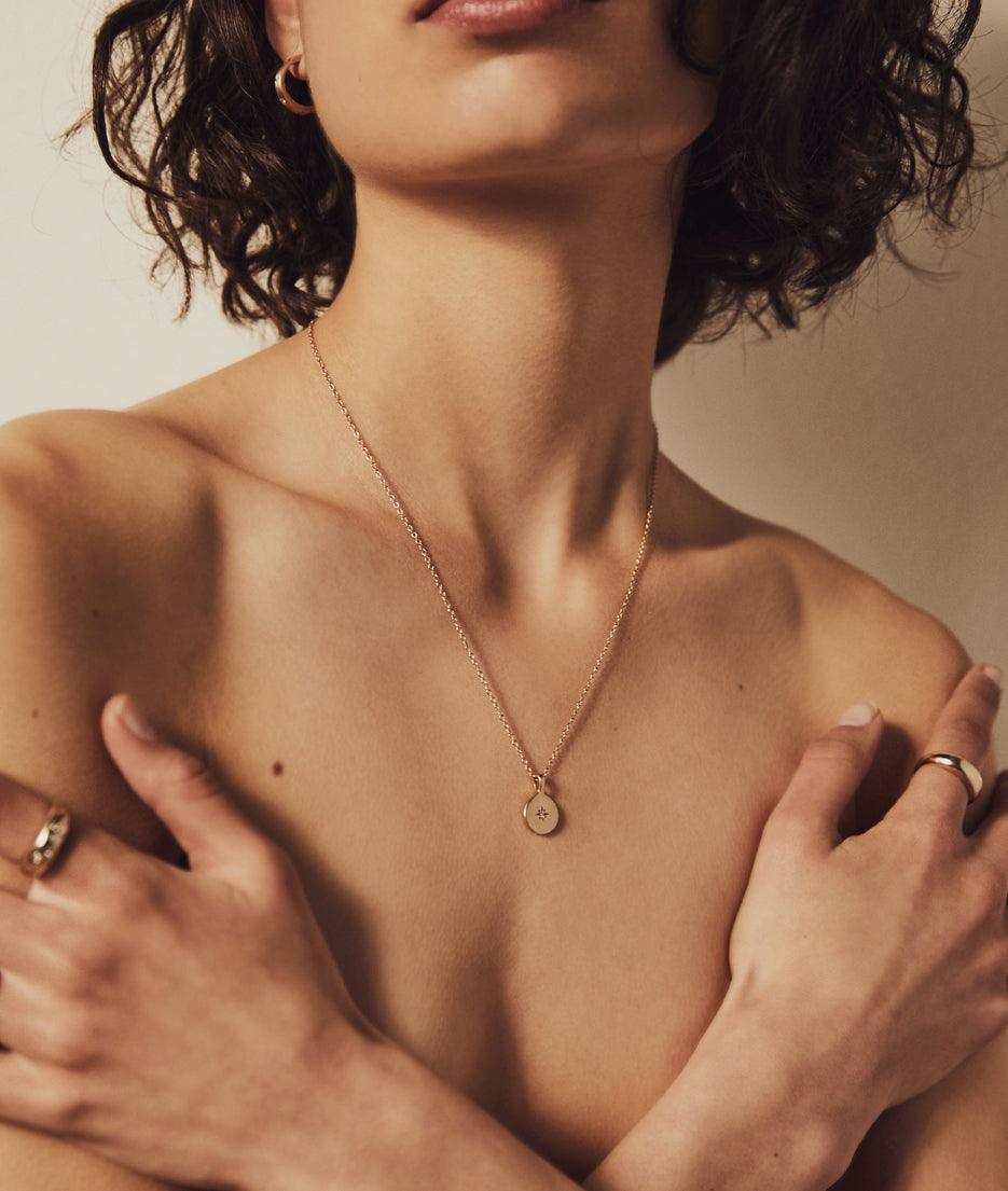 Yellow Gold True North necklace - RUUSK