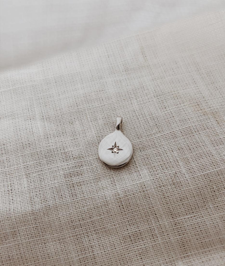 White Gold True North necklace - RUUSK