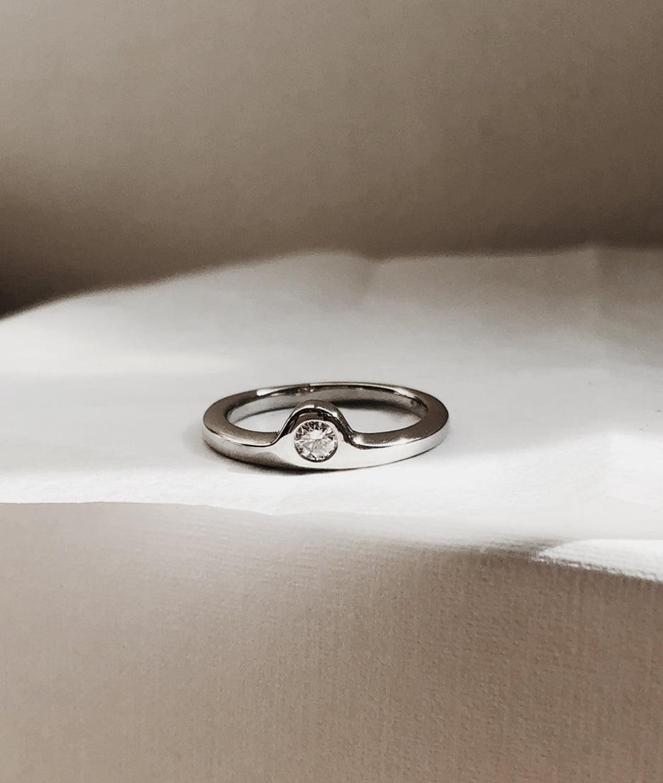 Mini Luna Diamond ring - RUUSK