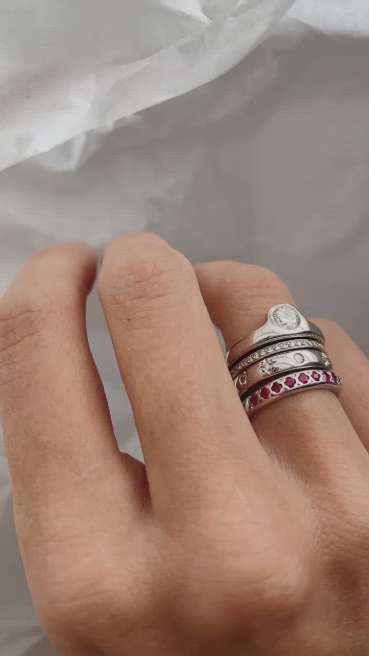Load video: 0.5ct Diamond Luna